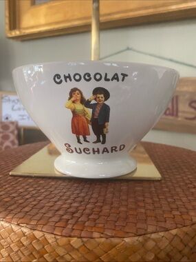 Vintage “Chocolat Suchard" footed bowl of children saluting, French advertising